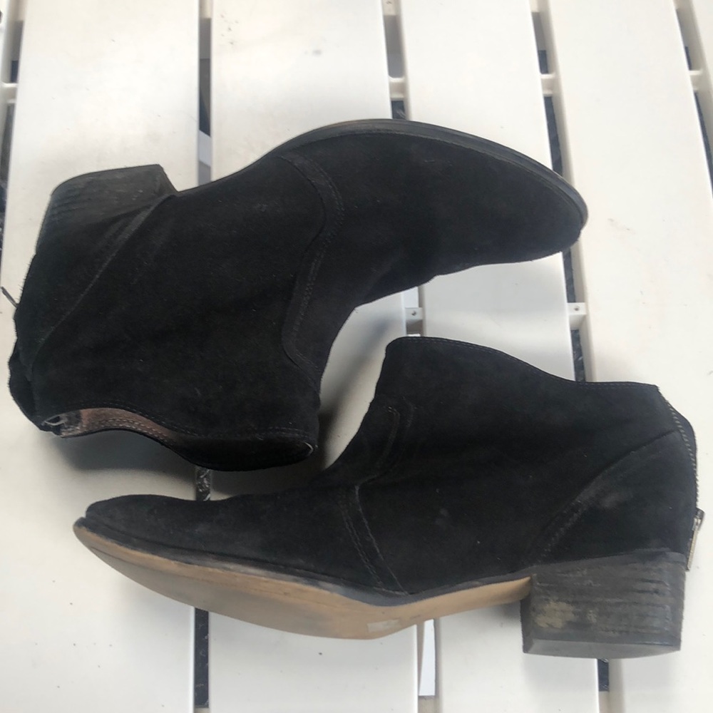 Anthropolgie Seychelles Suede Ankle Boot Black